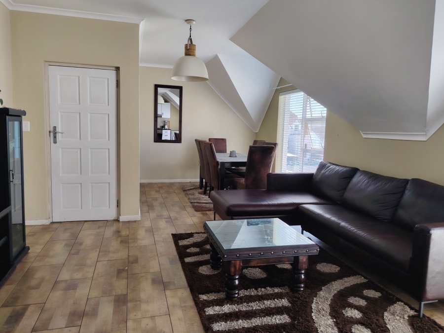 To Let 3 Bedroom Property for Rent in Whispering Pines Western Cape